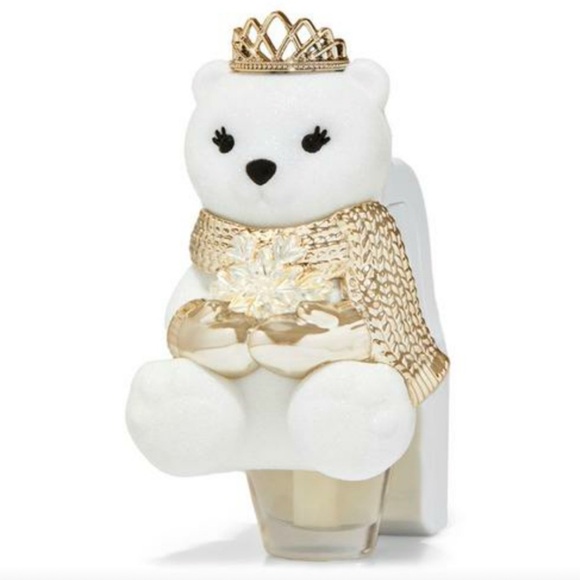 Bath and Body Works Royal Polar Bear Wallflower Fragrance Plug NEW Fresh… - Picture 1 of 2